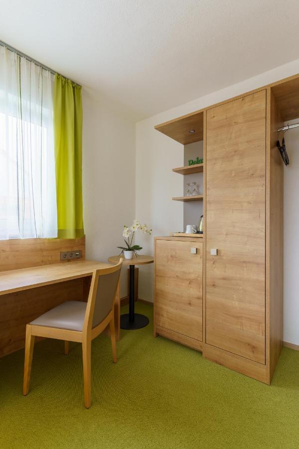 Hotel Rosenstein Heubach  外观 照片