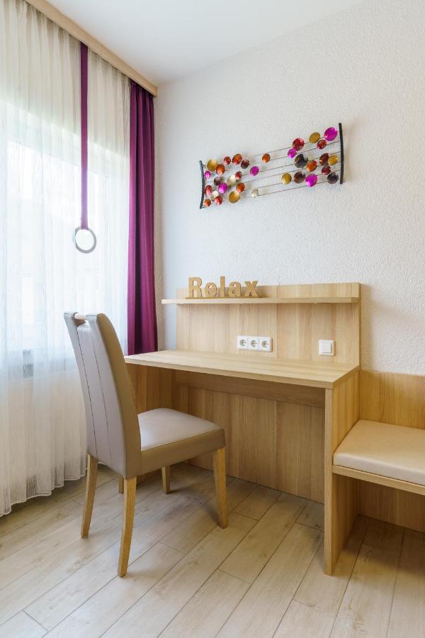 Hotel Rosenstein Heubach  外观 照片