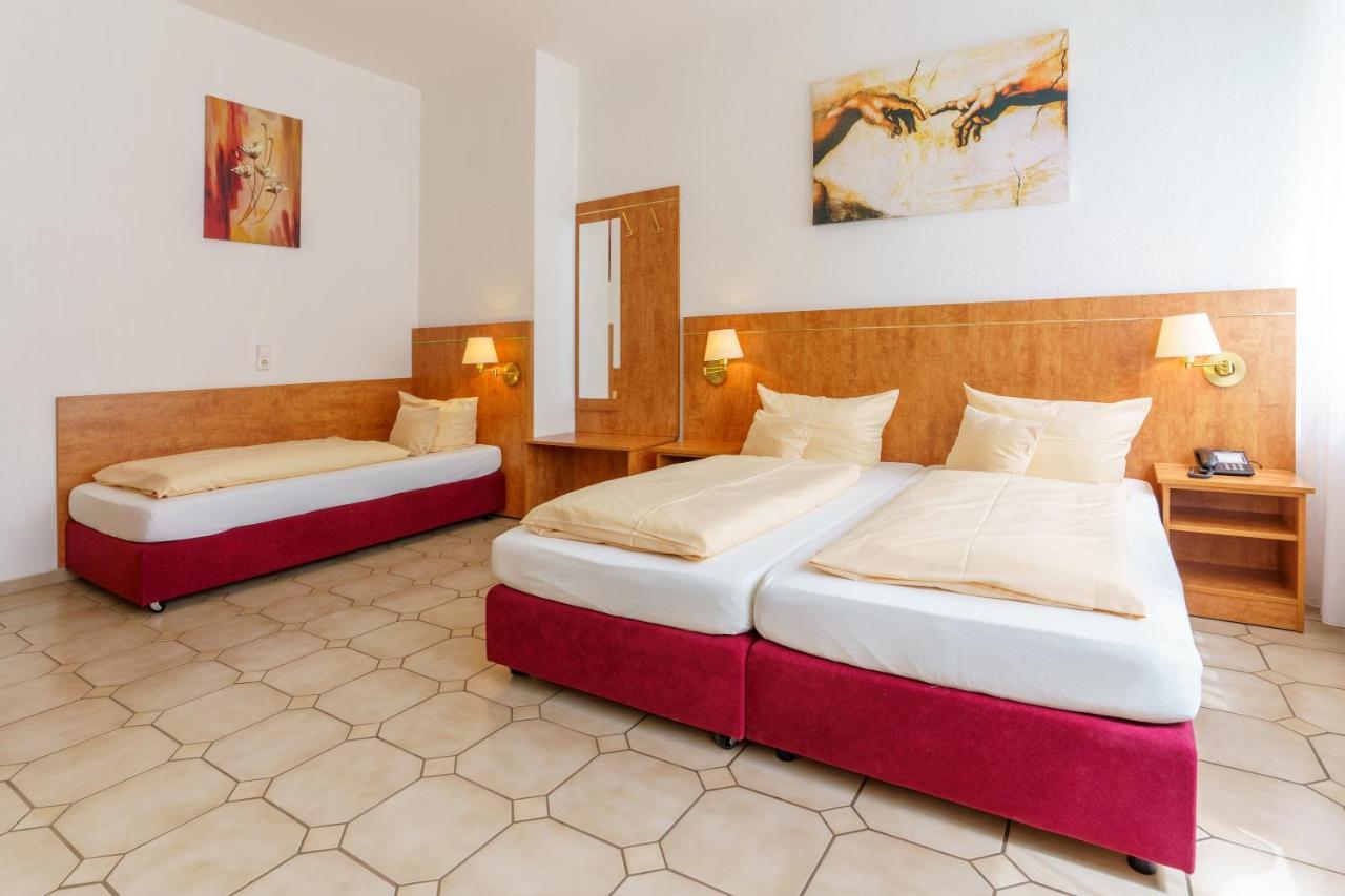 Hotel Rosenstein Heubach  外观 照片