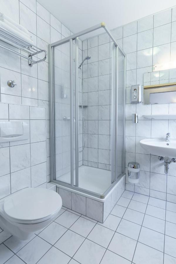 Hotel Rosenstein Heubach  外观 照片