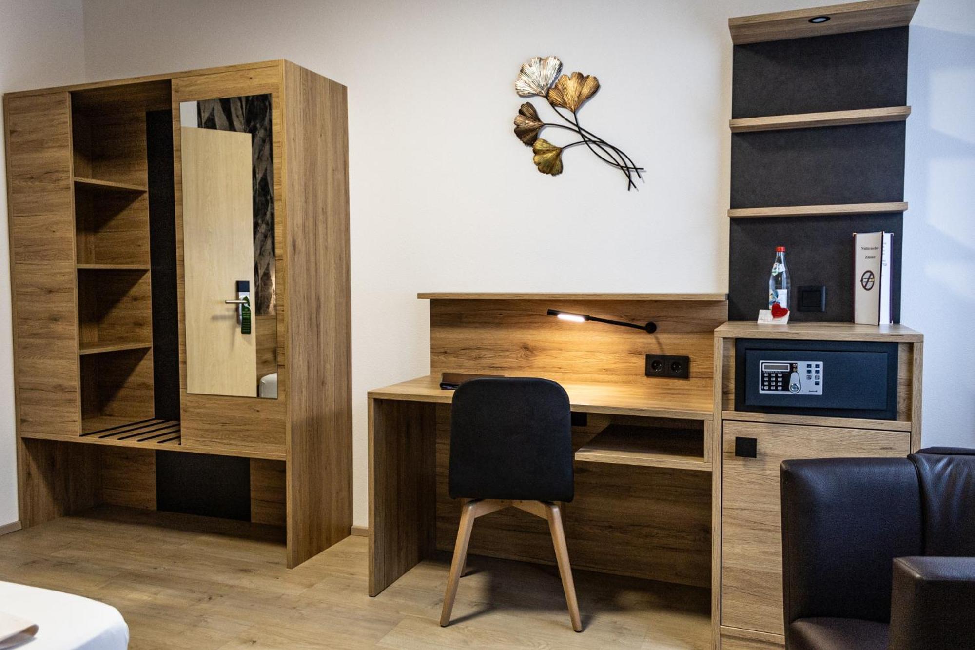 Hotel Rosenstein Heubach  外观 照片